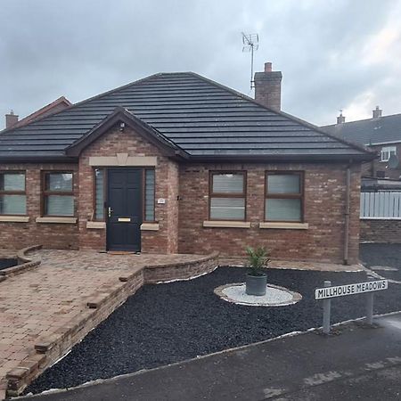Millhouse Cottage A Luxury 3 Bed Bungalow Антрим Экстерьер фото