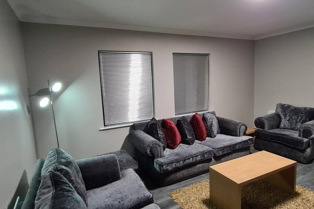 Millhouse Cottage A Luxury 3 Bed Bungalow Антрим Экстерьер фото