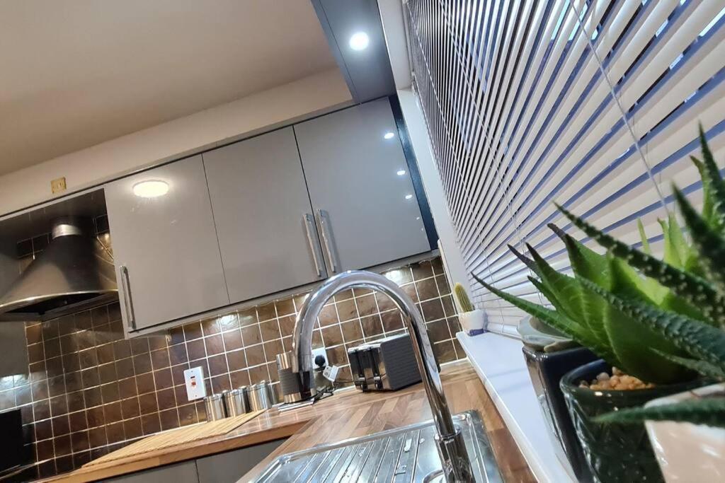 Millhouse Cottage A Luxury 3 Bed Bungalow Антрим Экстерьер фото